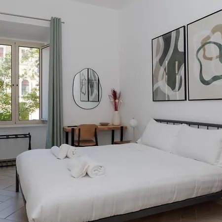 Sagittarius Vatican Apartment *