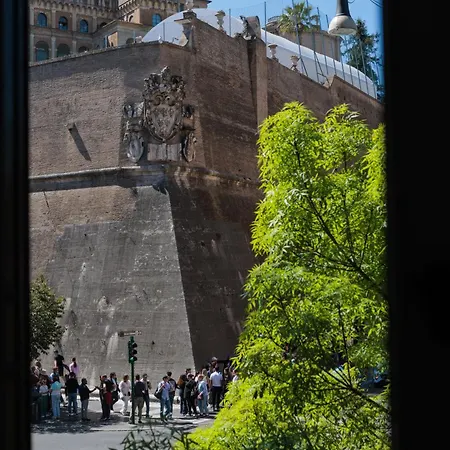 Sagittarius Vatican Apartment Rome